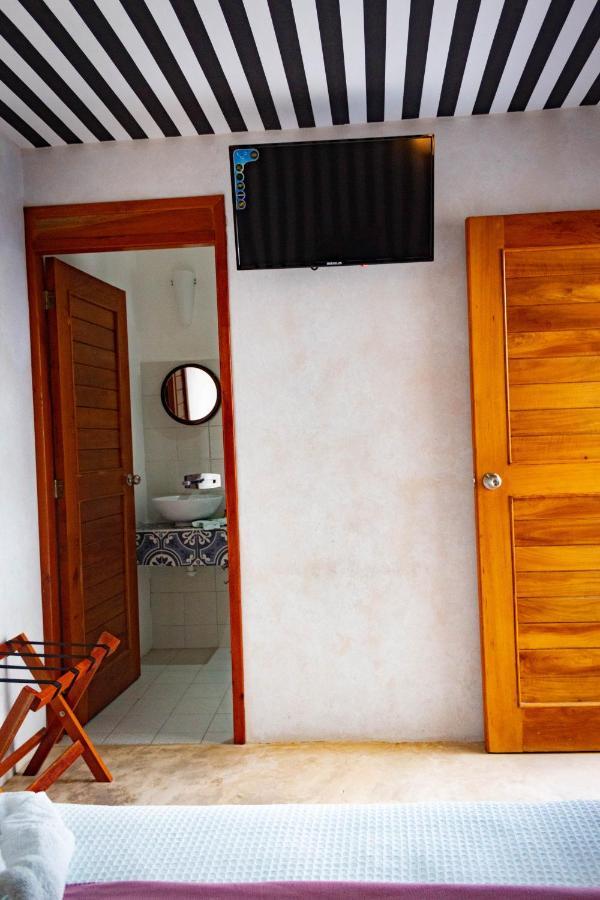 Hotel Seyba Bakalar Bacalar Exterior photo